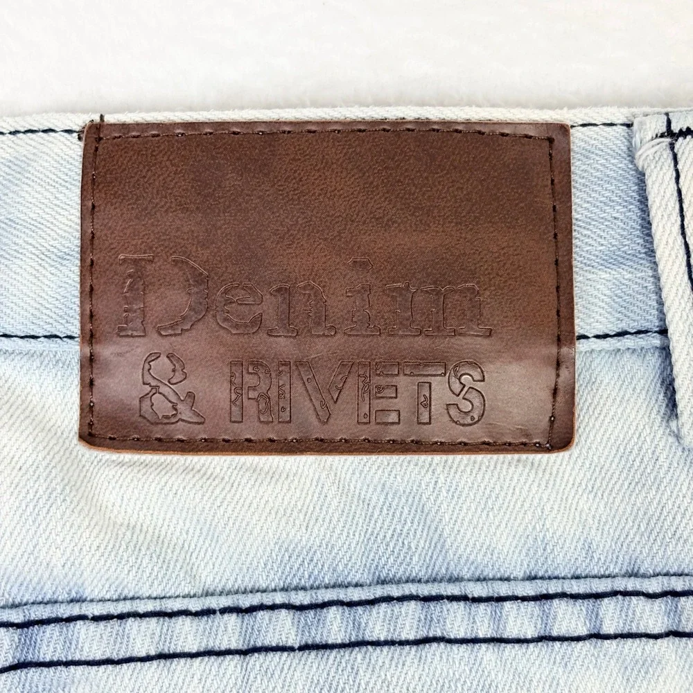 Denim and Rivets Distressed Acid Wash Bootcut Jeans‎ Size 30 Measures 32x29
